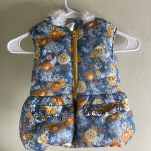 Little Lass Girls Floral Puffer Vest with Faux Fur Hood - Size 5